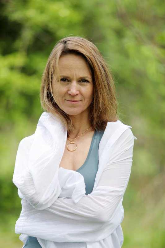 Kata Máthé intimacy coach for women Budapest somatic embodiment